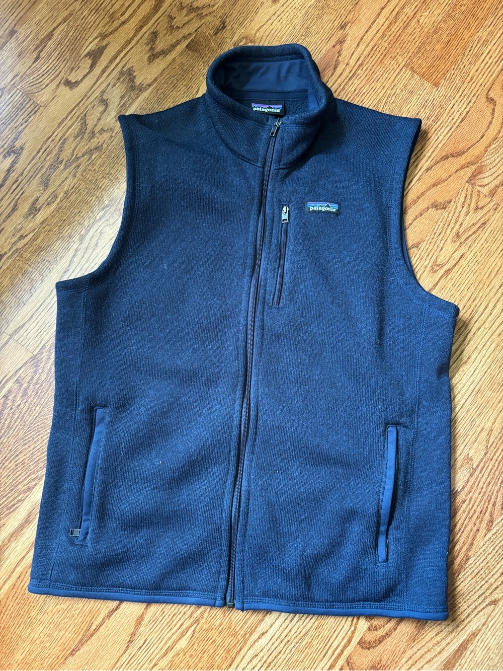 LIKE NEW Patagonia Navy Better Sweater Men’s Fleece Vest with Zip Chest Pocket